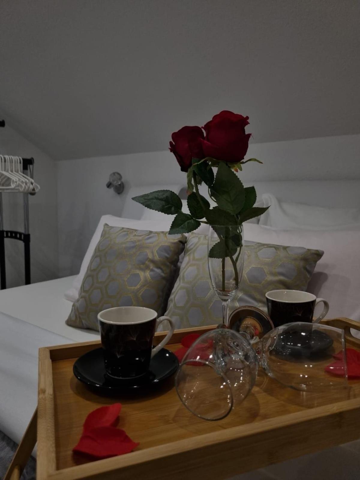 Luxury Apartment Megy Оточац Экстерьер фото